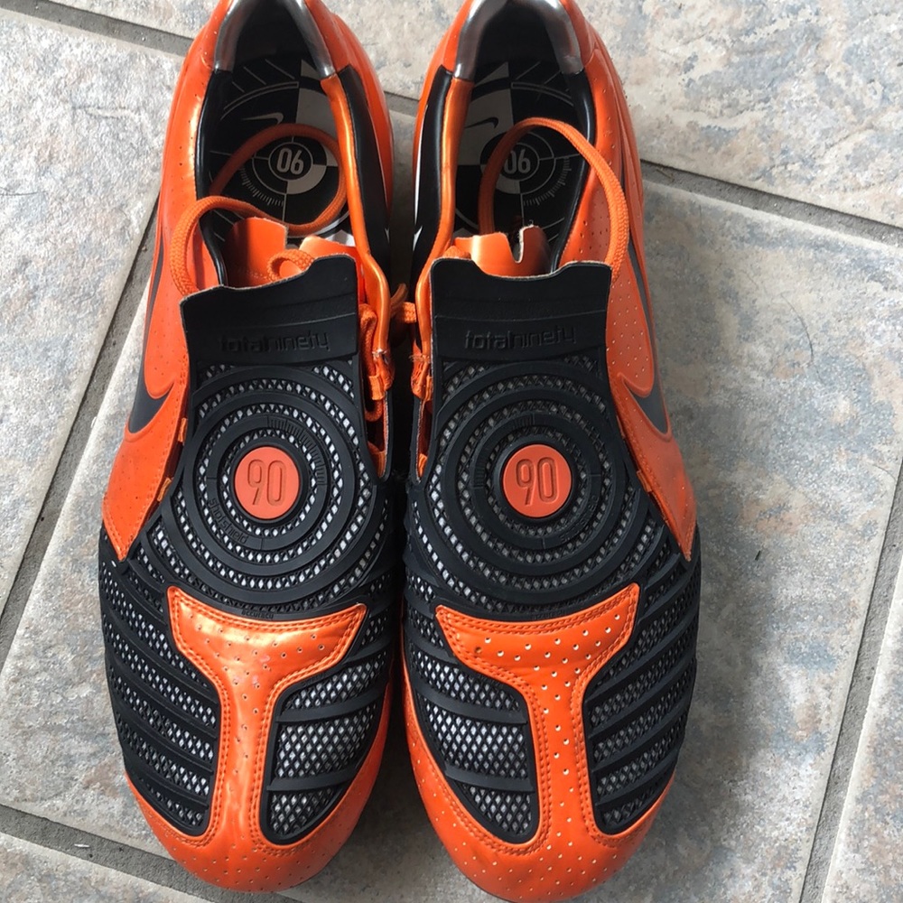 Nike soccer cleats new never worn 12